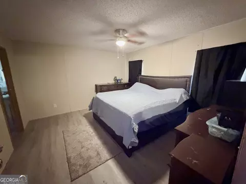 Bedroom - 5448 Blanton Mill Rd, Williamson, GA 30292 photo 9 of 10