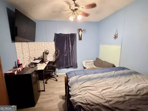 Bedroom - 5448 Blanton Mill Rd, Williamson, GA 30292 photo 6 of 10