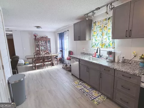 Kitchen - 5448 Blanton Mill Rd, Williamson, GA 30292 photo 3 of 5