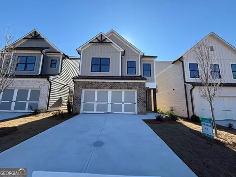 931 Crestmanor Dr, Marietta, GA 30008