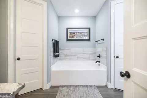 Entry Way - 800 John E Sullivan Rd, Byron, GA 31008 photo 6 of 6