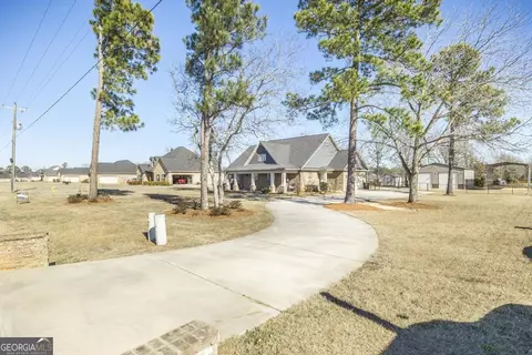Exterior - 800 John E Sullivan Rd, Byron, GA 31008 photo 2 of 10
