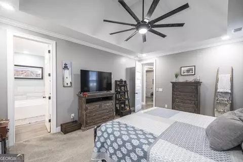 Bedroom - 800 John E Sullivan Rd, Byron, GA 31008 photo 2 of 7