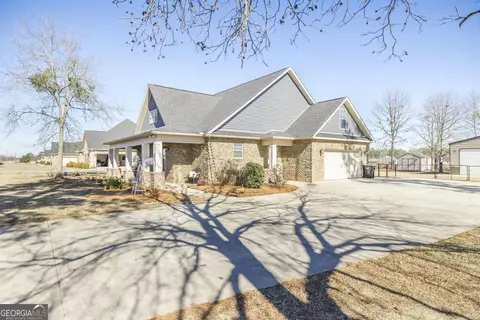 Exterior - 800 John E Sullivan Rd, Byron, GA 31008 photo 4 of 10