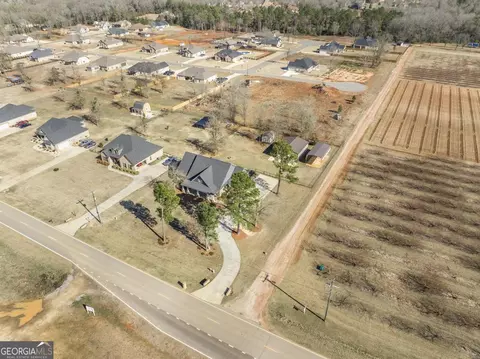 View/Area - 800 John E Sullivan Rd, Byron, GA 31008 photo 5 of 7