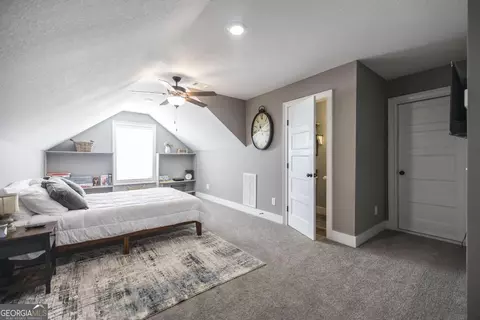 Bedroom - 800 John E Sullivan Rd, Byron, GA 31008 photo 6 of 7