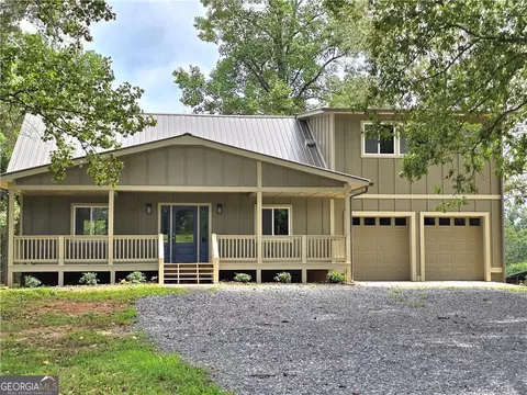 2417 Mobile Rd, Mccaysville, GA 30555