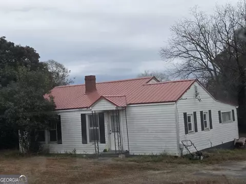 1404 N Forest Ave, Hartwell, GA 30643