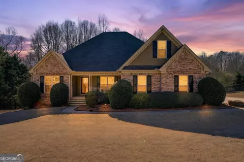 37 Sealy Pl, Pendergrass, GA 30567