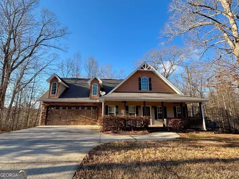 90 Azalea Ct, Murrayville, GA 30564