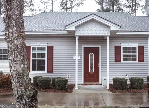 348 Moss Creek Ln, Brunswick, GA 31520