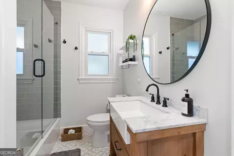 Bath - 505 S Lewis St, Lagrange, GA 30240 photo 2 of 2
