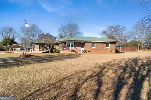 181 Kewanee Dr, Byron, GA 31008