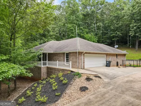 Exterior - 108 Stonebridge Ln, Lagrange, GA 30240 photo 17 of 28