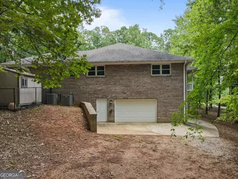Exterior - 108 Stonebridge Ln, Lagrange, GA 30240 photo 11 of 28