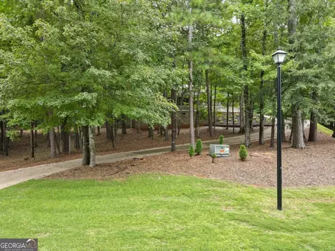 Exterior - 108 Stonebridge Ln, Lagrange, GA 30240 photo 13 of 28
