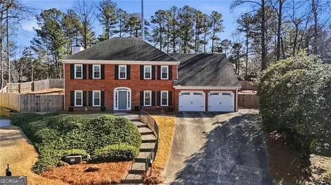 3626 Woodlark Dr NE, Roswell, GA 30075