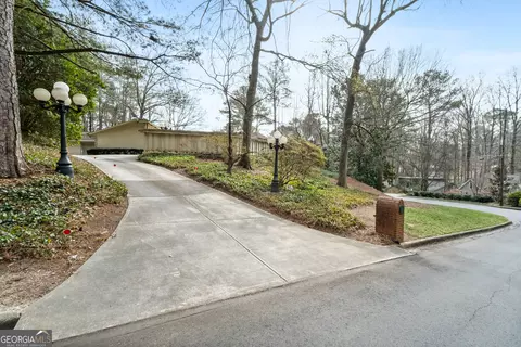 6095 Weatherly Dr, Atlanta, GA 30328