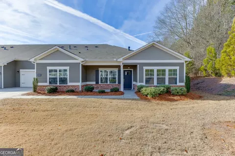 2476 Rathburn Cir, Loganville, GA 30052