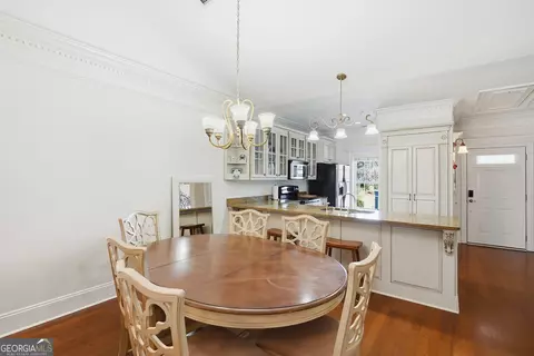 Dining - 7272 Shellman Bluff Rd NE #22, Townsend, GA 31331 photo 1 of 1