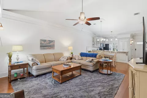 Living - 7272 Shellman Bluff Rd NE #22, Townsend, GA 31331 photo 1 of 2