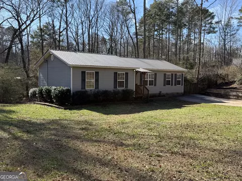 516 Bavarian Dr, Palmetto, GA 30268