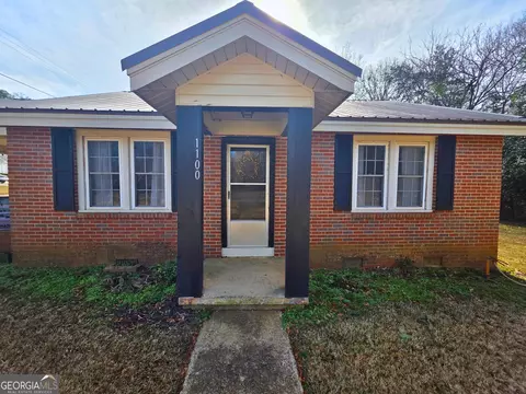 1100 W Mcintosh St, Milledgeville, GA 31061