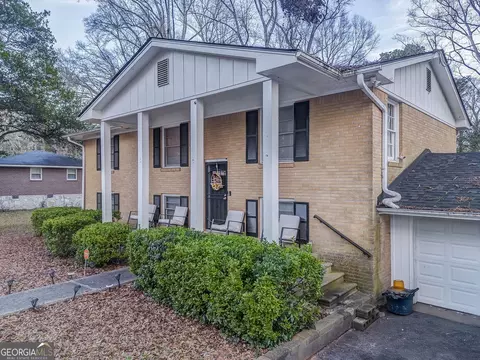 1607 Hillview Ave, Jonesboro, GA 30236