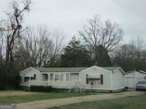 71 Highpoint Ln, Locust Grove, GA 30248