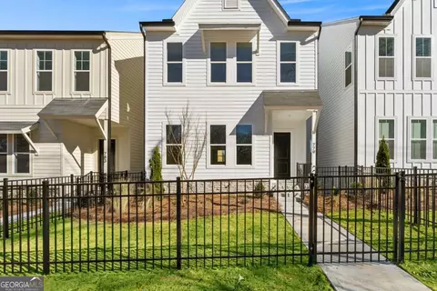 779 Auguste Ave, Scottdale, GA 30079