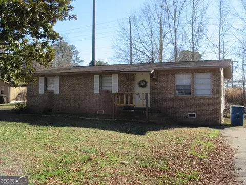 75 Greenway Ct, Mcdonough, GA 30253