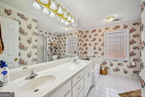 Bath - 120 Dunning Keep, Covington, GA 30016 photo 1 of 8
