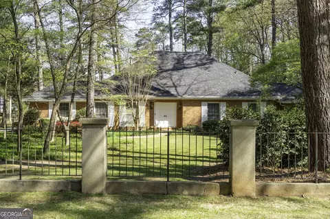2506 Emerald Dr, Jonesboro, GA 30236
