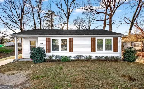 1686 Linda Cir SE, Marietta, GA 30060