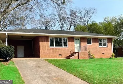 1804 Spring Valley Cir, Griffin, GA 30223