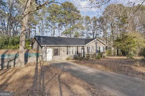 512 Wood Crest Ct, Woodstock, GA 30189
