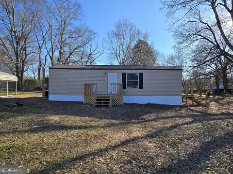 95 Jones St, Summerville, GA 30747