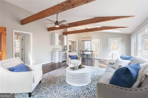 1050 Lakemont Trce, Roswell, GA 30075