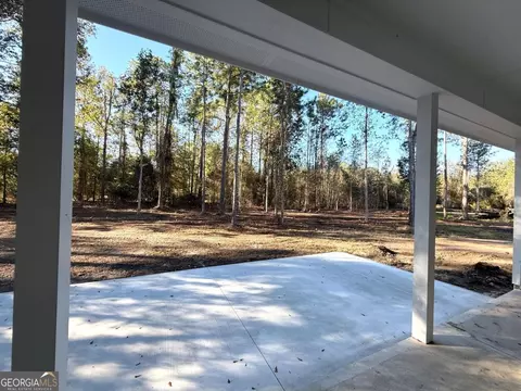 Exterior - 2302 Thomas St, Adel, GA 31620 photo 4 of 4