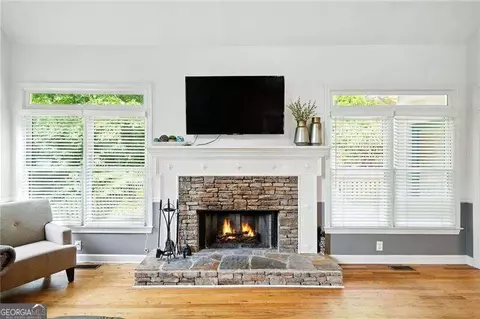 1377 Downington Ln NW, Acworth, GA 30101