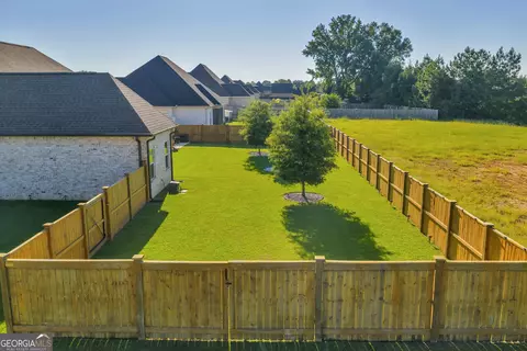 Exterior - 100 Flat Rock Ln, Perry, GA 31069 photo 5 of 15