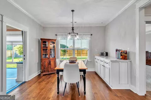 Dining - 100 Flat Rock Ln, Perry, GA 31069 photo 2 of 3