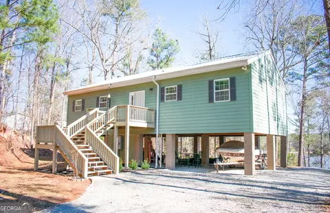 2786 Chapel Dr, Elberton, GA 30635