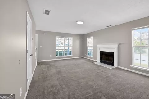 Living - 1931 Cornell Way, Morrow, GA 30260 photo 2 of 6
