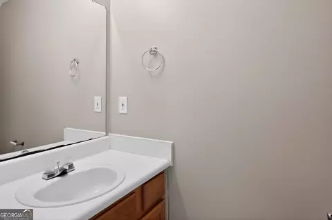 Bath - 1931 Cornell Way, Morrow, GA 30260 photo 2 of 2