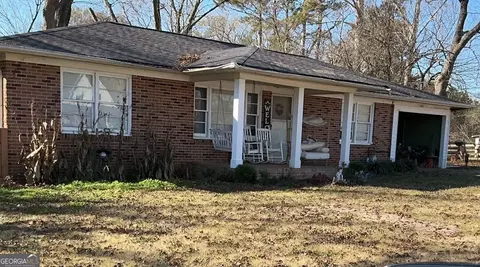 145 Benson St, Bowersville, GA 30516