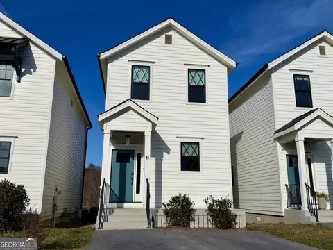 31 Cottonwood St, Clayton, GA 30525