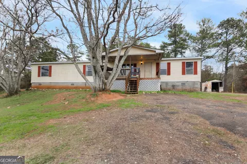 3269 Old Macon Rd, Forsyth, GA 31029