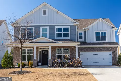 6833 Benjamin Dr, Flowery Branch, GA 30542