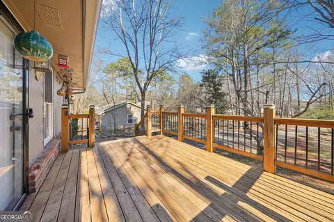 Exterior - 137 W James Cir, Hampton, GA 30228 photo 5 of 14